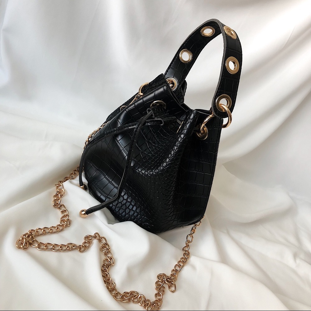 Croc Bucket Bag - Picture 8 of 8